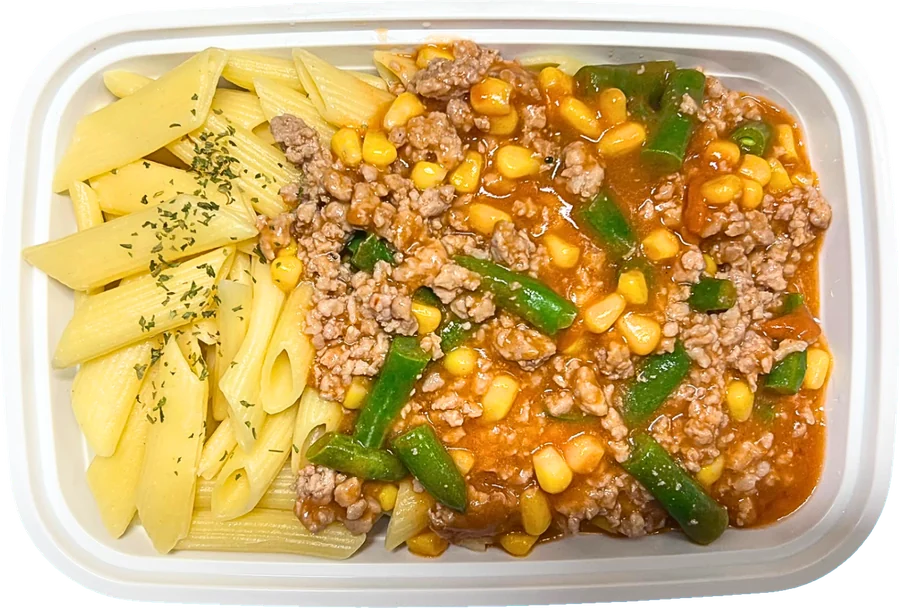 Tomato Minced Pork penne box with sweet corn and green beans